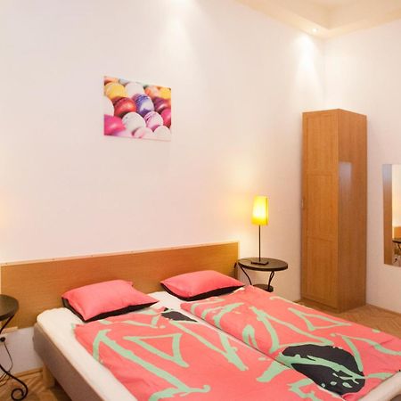 شقة Carolyn Apartman In The Old City بودابست المظهر الخارجي الصورة